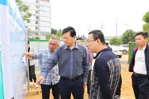 董事长谢荣华前往中心城区路网施工现场调研项目建设 动态新闻 南昌经开产控集团 官方网站