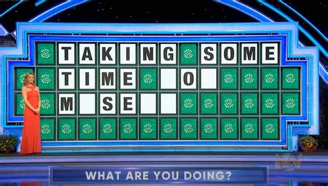 Wheel Of Fortune Fans Cringe After Contestant Forgets Word Fully