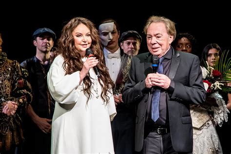 Inside the Final Broadway Performance of The Phantom of the Opera ...