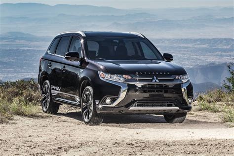 2018 Mitsubishi Outlander PHEV SUV Pricing - For Sale | Edmunds