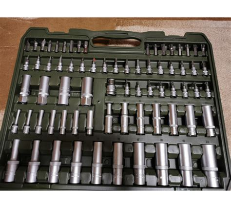 Набор инструмента для автомобиля 1/2", 1/4" 151 предмет ДТ/2 Дело ...
