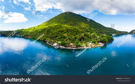 Aerial View Banda Islands Moluccas Archipelago Stock Photo 1396286972 ...