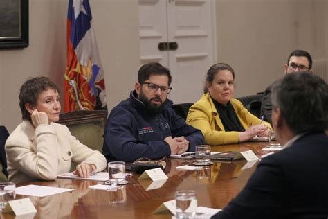 Boric En Gabinete Pro Seguridad Nuestros Ciudadanos Merecen Vivir En