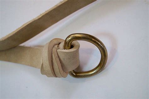 Конная амуниция - Чересседельник сыромятный