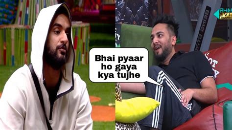 Bigg Boss Ott Season Abhishek Ne Kyu Di Elvish Ko Manisha Ki Wajah Se