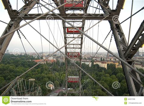 Rueda De Ferris Gigante Vienesa Foto De Archivo Imagen De Ferris