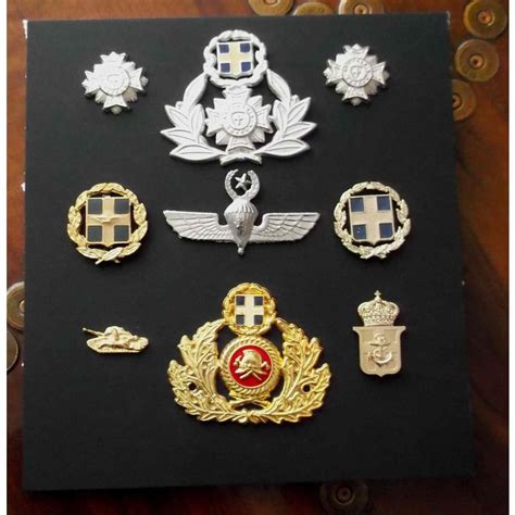 Greek Military Cap Badges and Para Pin Carded Lot Greece Army and Other ...