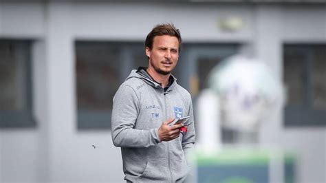 Brisante Personalie Tino Wawra Als Neuer Sportdirektor Beim Skn St