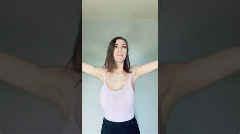 Braless No Bra Bouncy Bouncing Boobs Dancing Tiktok Nip Slip Boob Youtube