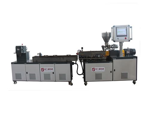 Co Rotating Twin Screw Extruder