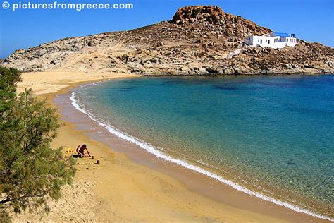 Agios Sostis beach in Serifos.