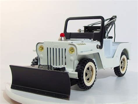 Vintage Tonka Canada 1967 Jeep Wrecker Truck With Plow Etsy Tonka