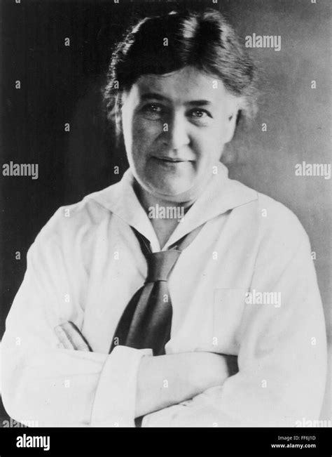 Willa Sibert Cather N1873 1947 American Writer Photographed By