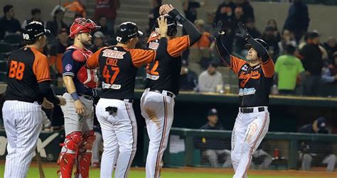 NARANJEROS DETIENE EMBATE DE MAYOS Y TOMA VENTAJA EN LA SERIE