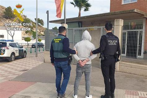 La Guàrdia Civil deté a Castelló als autors de diversos robatoris en