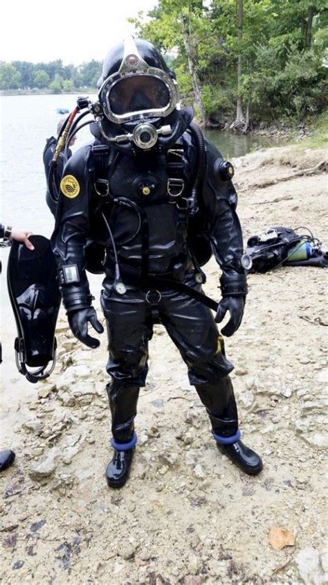 Pin By Alesiaparis On Viking Drysuit Drysuit Drysuits Diver