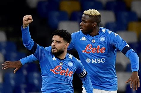 Lorenzo Insigne firma gol para sellar triunfo del Nápoles sobre la Juventus