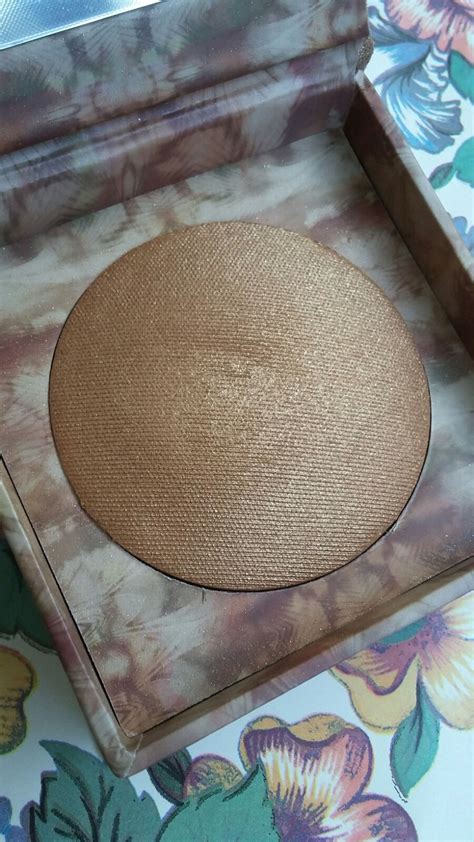 Urban Decay Naked Illuminated Shimmering Powder Review And Swatches