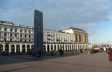 Nezadovoljstvo Na Istoku Njema Ke Raste Voda Mi Je Do La Do Grla Sve