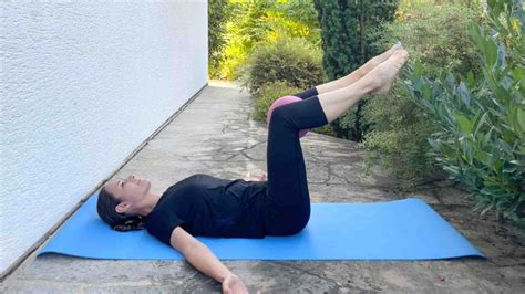 Fit Mit Pilates Und Redondo Ball Effektive Bungen