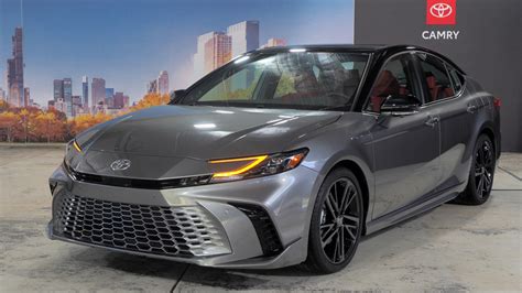 2025 Toyota Camry Goes All-In On Hybrid But It's The Styling That's ...