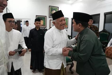 Momen Teladani Akhlak Nabi Erick Thohir Rayakan Maulid Nabi Muhammad