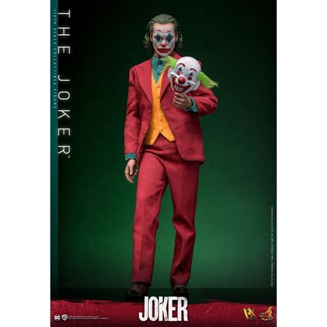 The Joker Hot Toys Dx Collectible Figure