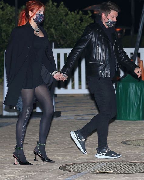 Bella Thorne Sexy Upskirt Hot Celebs Home