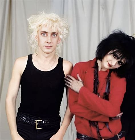 Pin By Des James On Goth Love Siouxsie Sioux Goth Music Music Bands