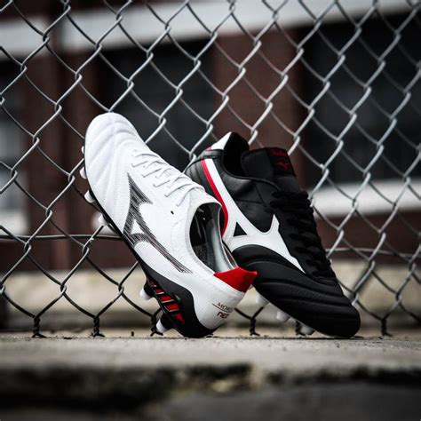 Mizuno Runbird DNA Pack | Ultra Football