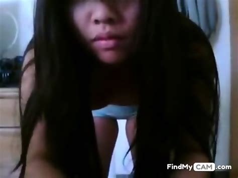 Horny Asian Masturbates Pussy On Bed