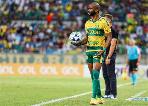 Veja fotos de Cuiabá x RB Bragantino pelo Campeonato Brasileiro