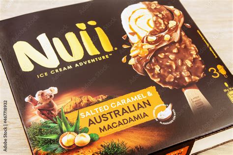 Nuii Salted Caramel Australian Macadamia Ice Cream Stock Foto Adobe Stock