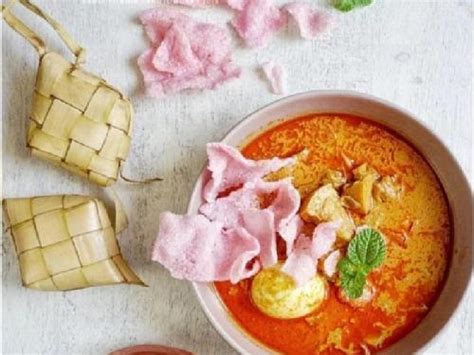 Lontong Sayur And Es Cendol Ketan Durian Khas Padang Gofood