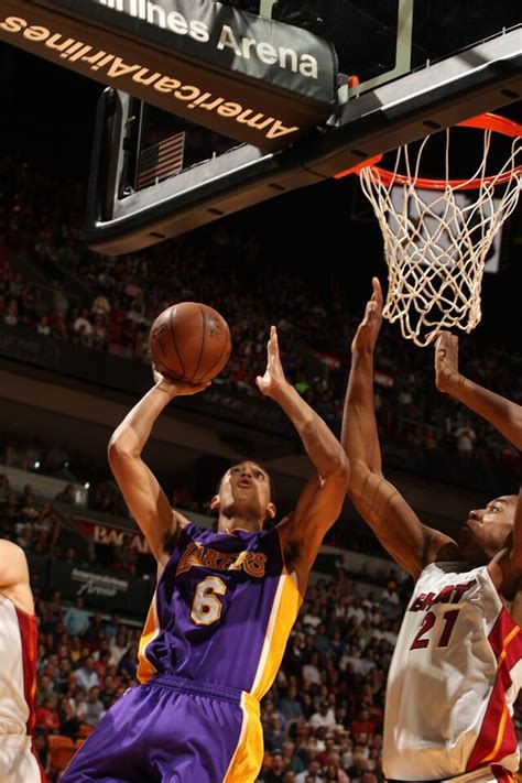 Photos: Lakers vs. Heat (3/4/15) Photo Gallery | NBA.com