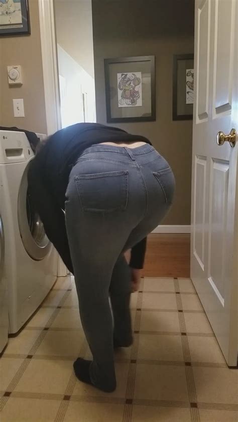 Busty Mature Hottie Strips For You Pics XHamster