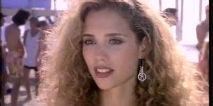 Elizabeth Berkley Bikini Scene In Baywatch Tnaflix