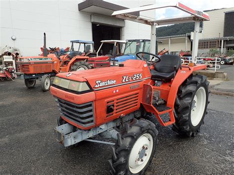 Tractors KUBOTA L1 255D FARM MART