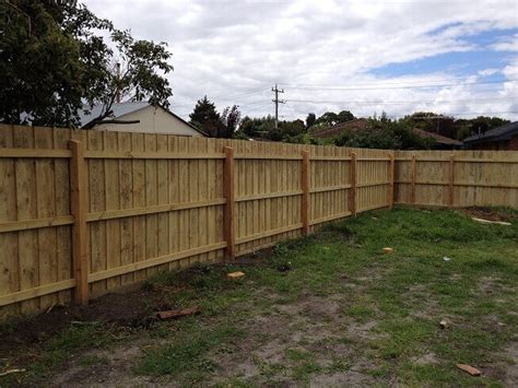 Paling Fences Nailed It Fencing Front Feature Fence And Sliding Gate