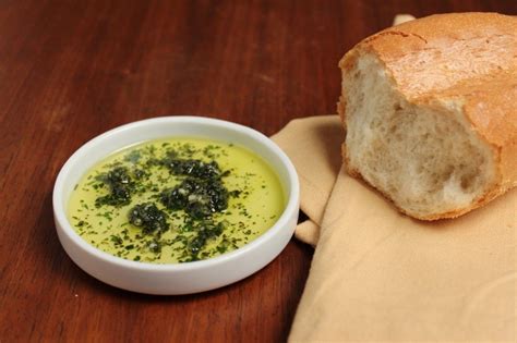 Fresh Garlic And Herb Dipping Oil • Cooks Recipe Collection