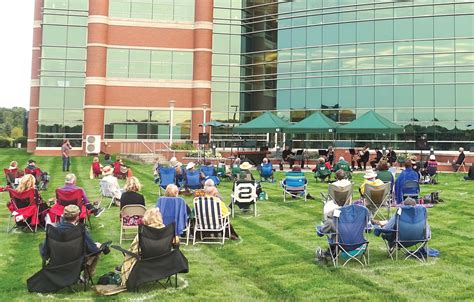 Lansing Symphony breaks six-month silence with live outdoor concerts ...