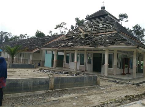 Dampak Gempa Banten 113 Rumah Dan 1 Tempat Ibadah Rusak Okezone Nasional