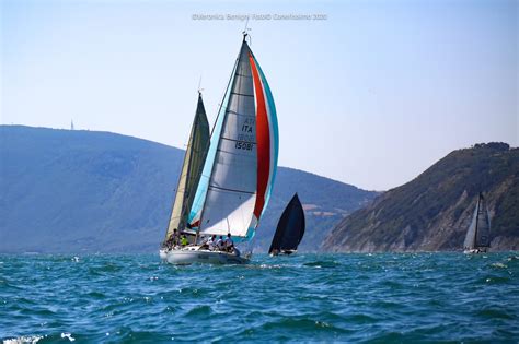 Va In Scena Lo Show Delle Vele Domani La Regata Conerissimo