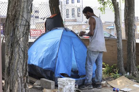 Chicago Removing Homeless Encampment Ahead Of Democratic National