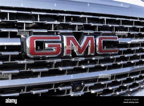 Kokomo - October 24, 2023: GMC logo on the grille of a Sierra 1500 ...