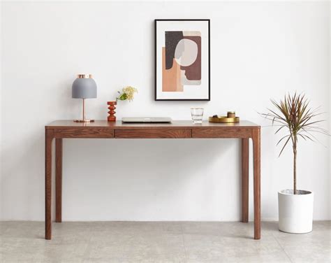 Walnut for Furniture: Elegance, Durability & Sustainability - OAK ...
