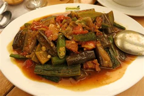 Pinakbet Ilocano Recipe: How To Make Easy To Cook Filipino Pakbet