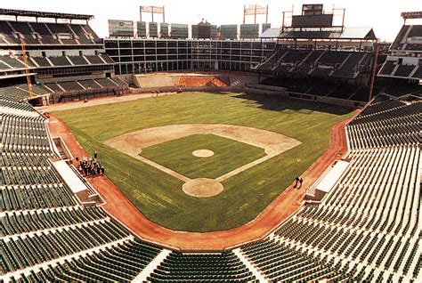 StadiumPage.com - The Ballpark in Arlington/Rangers Ballpark Construction