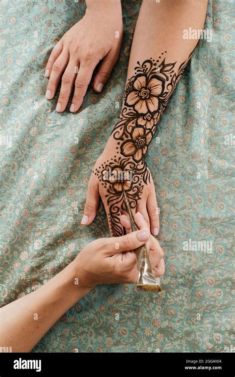 Discover More Than 132 Mehndi Tattoo Design Photo Jtcvietnam Edu Vn