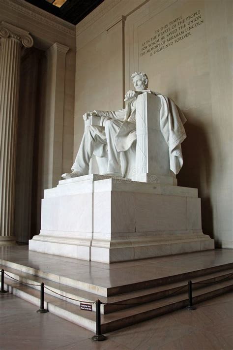 Abraham Lincoln Statue in the Lincoln Memorial Stock Image - Image of ...